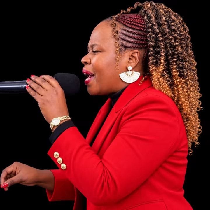 Apostle Evidence Mtizwa ministering